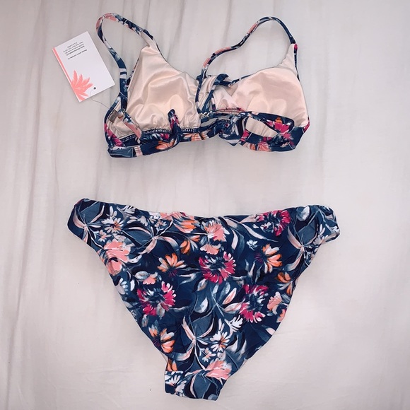 Floral Bikini - Picture 2 of 2